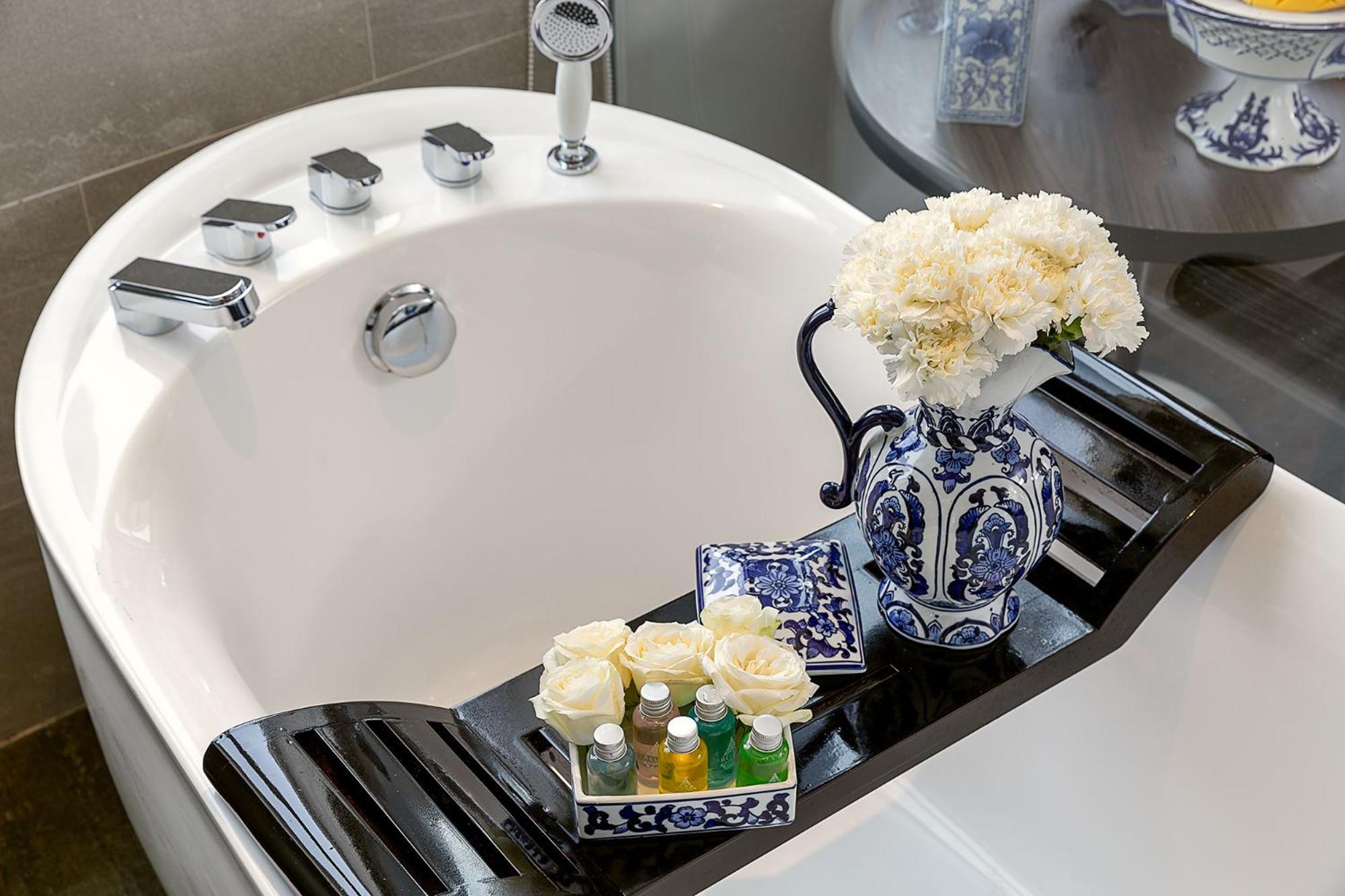 Tgt Khách sạn 4*